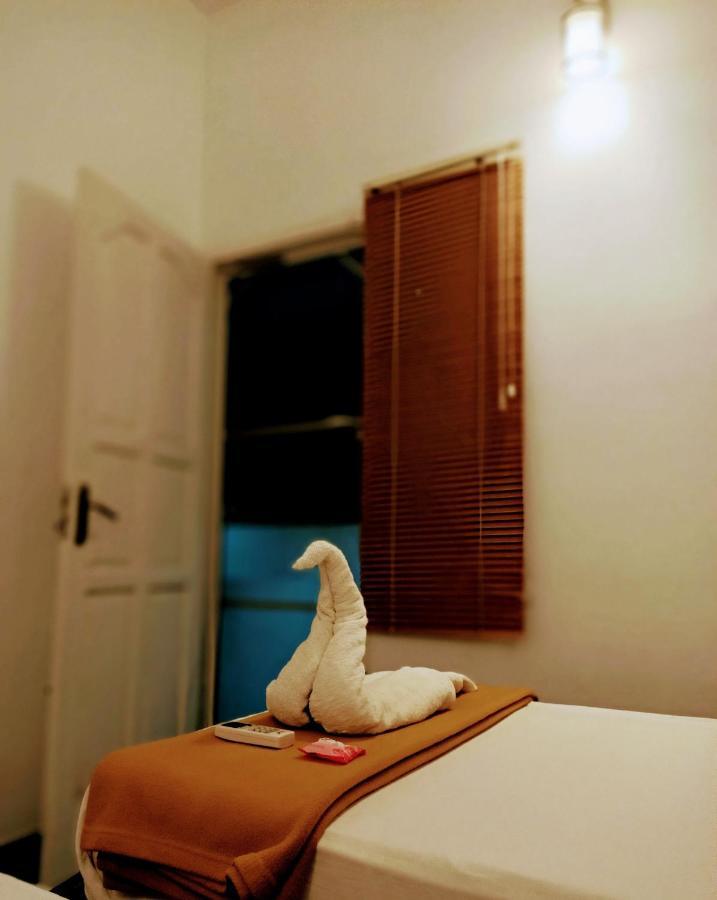 Janatha Homestay Kochi ภายนอก รูปภาพ
