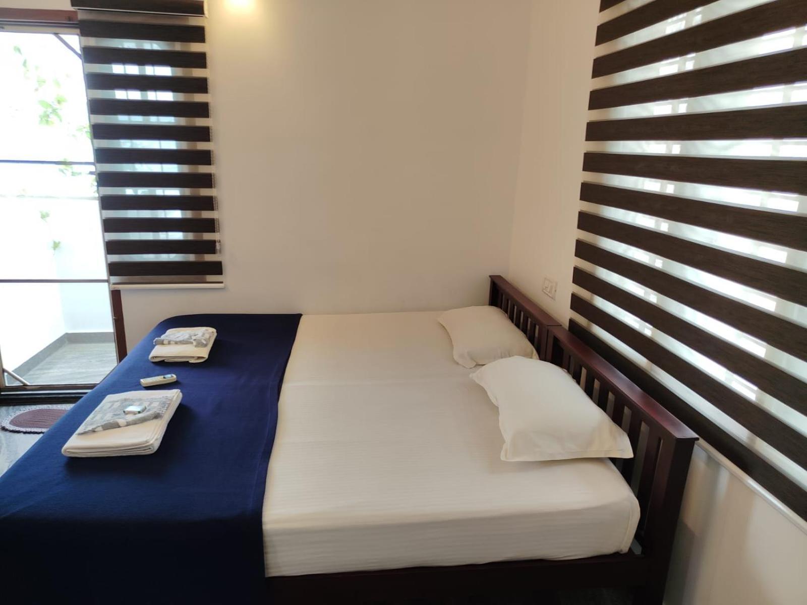 Janatha Homestay Kochi ภายนอก รูปภาพ